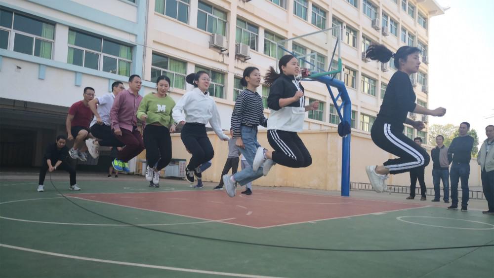 1575030150407769.jpg 1575030150407769.jpg